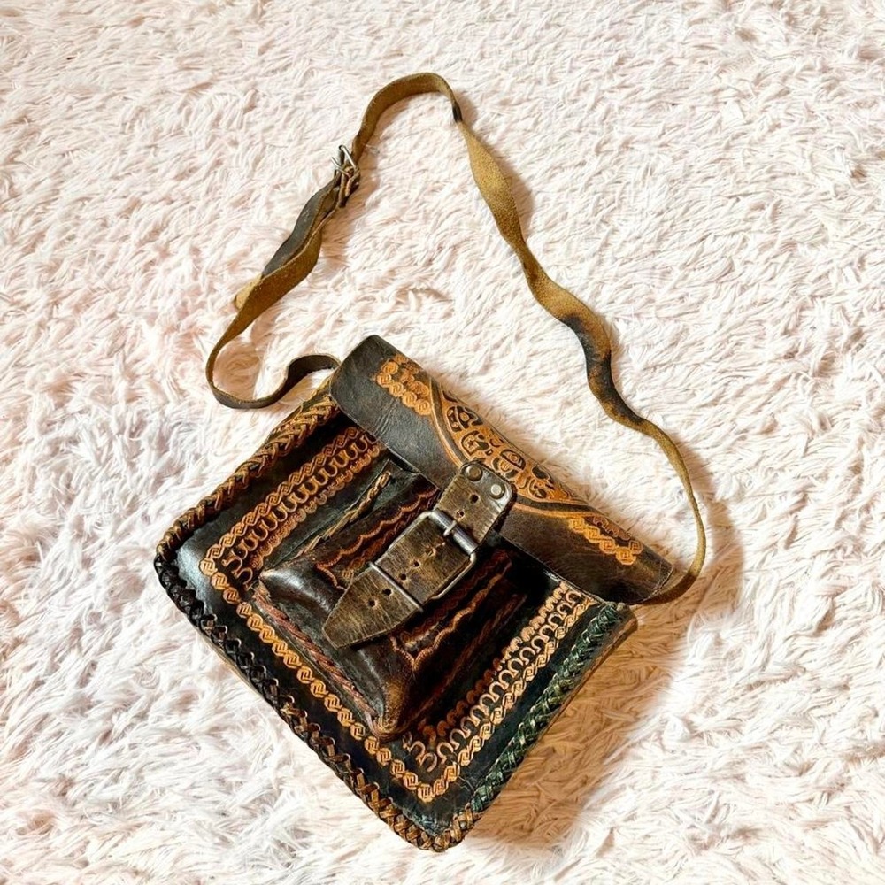 Vintage Hand Tooled Indie Tribal Aztec Boho Hippie Earthy Crossbody Leather Bag